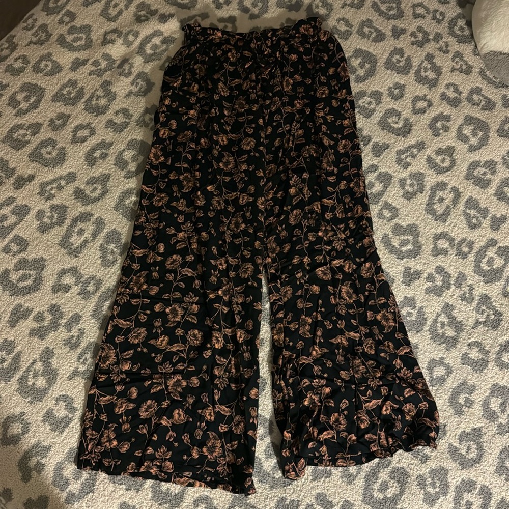 Patterned linen pants